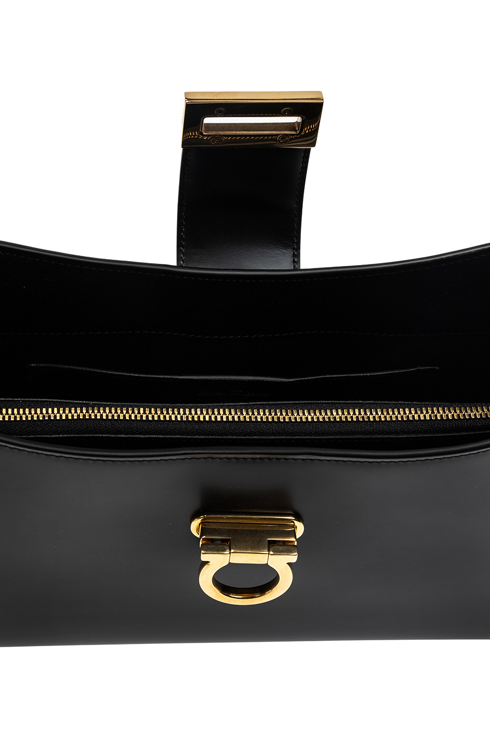 【FERRAGAMO】TRIFOLIO トップハンドル フラップ トートバッグ カジュアルにもキレイめにも！カラーが映える「フェラガモ」新作